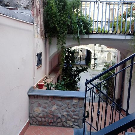 Trinacria Apartments カターニア エクステリア 写真